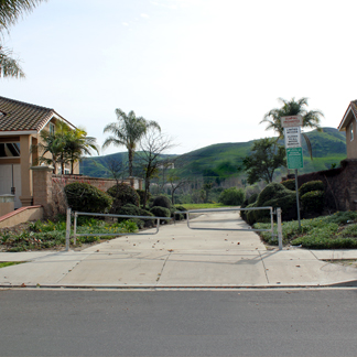 Photo of Butterfield Trailhead Photo of Butterfield Trailhead